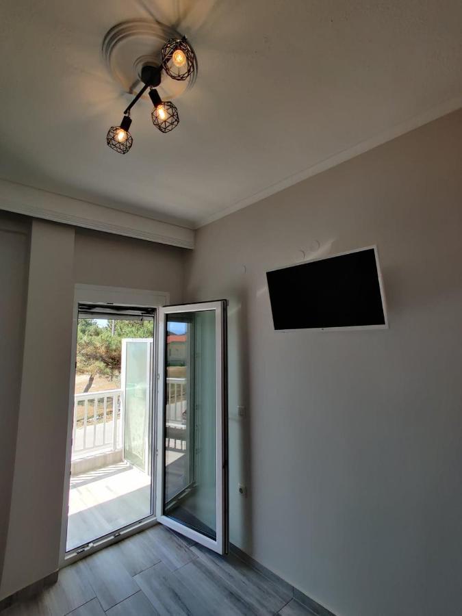 Eva Beach Studio Nea Peramos  Exterior photo