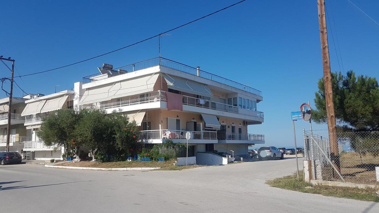 Eva Beach Studio Nea Peramos  Exterior photo